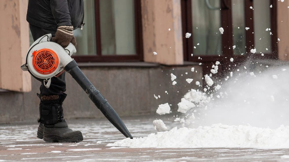 Can You Use a Leaf Blower for Snow: Effective Winter Cleanup Tips