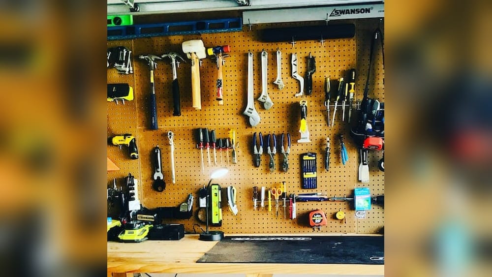 How to Organize Tools on Pegboard: Ultimate Space-Saving Tips