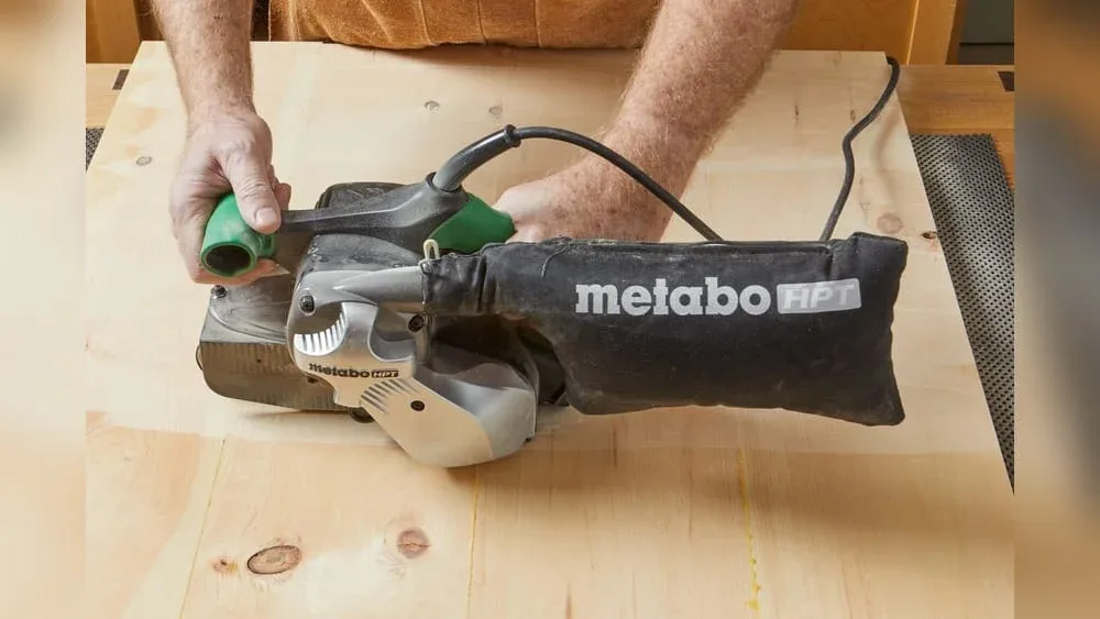 How to Use a Belt Sander: Expert Tips for Perfect Finishing