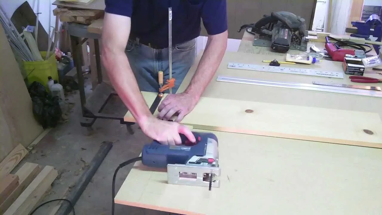 How to Cut a Straight Line With a Jigsaw: Expert Tips Revealed