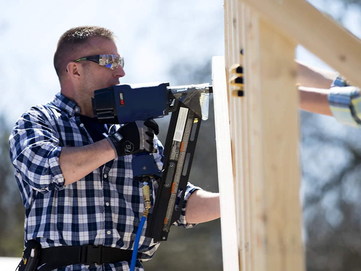 Nail gun wall frame web