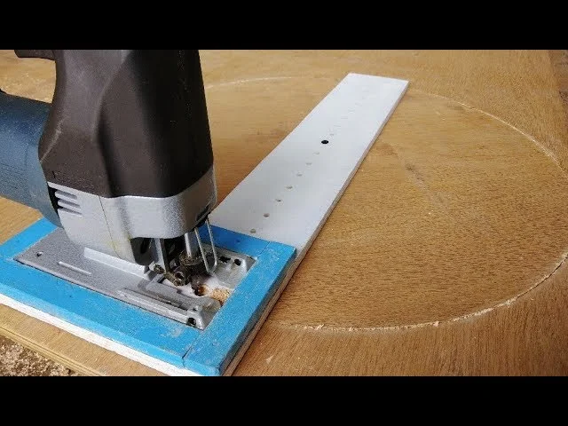 How to Cut a Circle With a Jigsaw: Easy Step-by-Step Guide