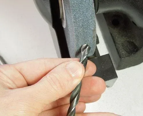 How to Sharpen Drill Bits: Expert Tips for Perfect Precision