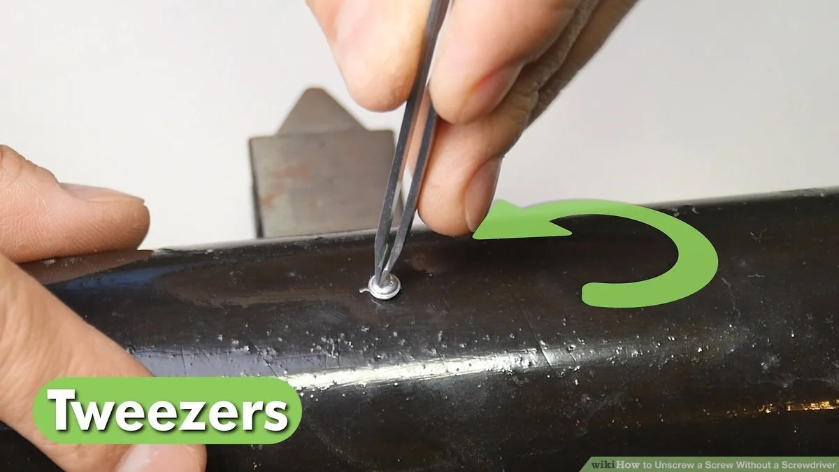How to Unscrew a Screw Without a Screwdriver: Easy DIY Hacks