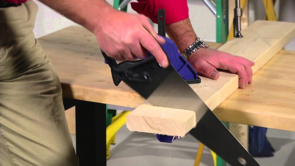 How To Use A Hand Saw