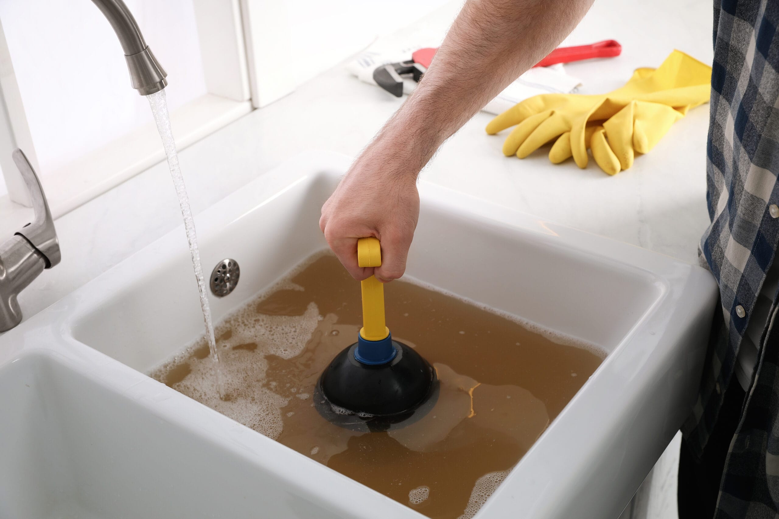 Kitchen Drain Cleaning Guide: Simple Steps for a Clog-Free Sink