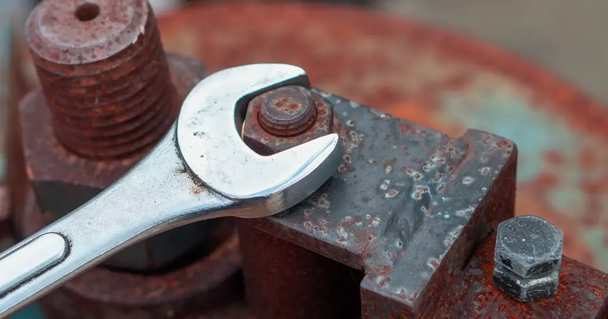 How to Break Loose a Rusted Bolt: Expert Tips and Tricks